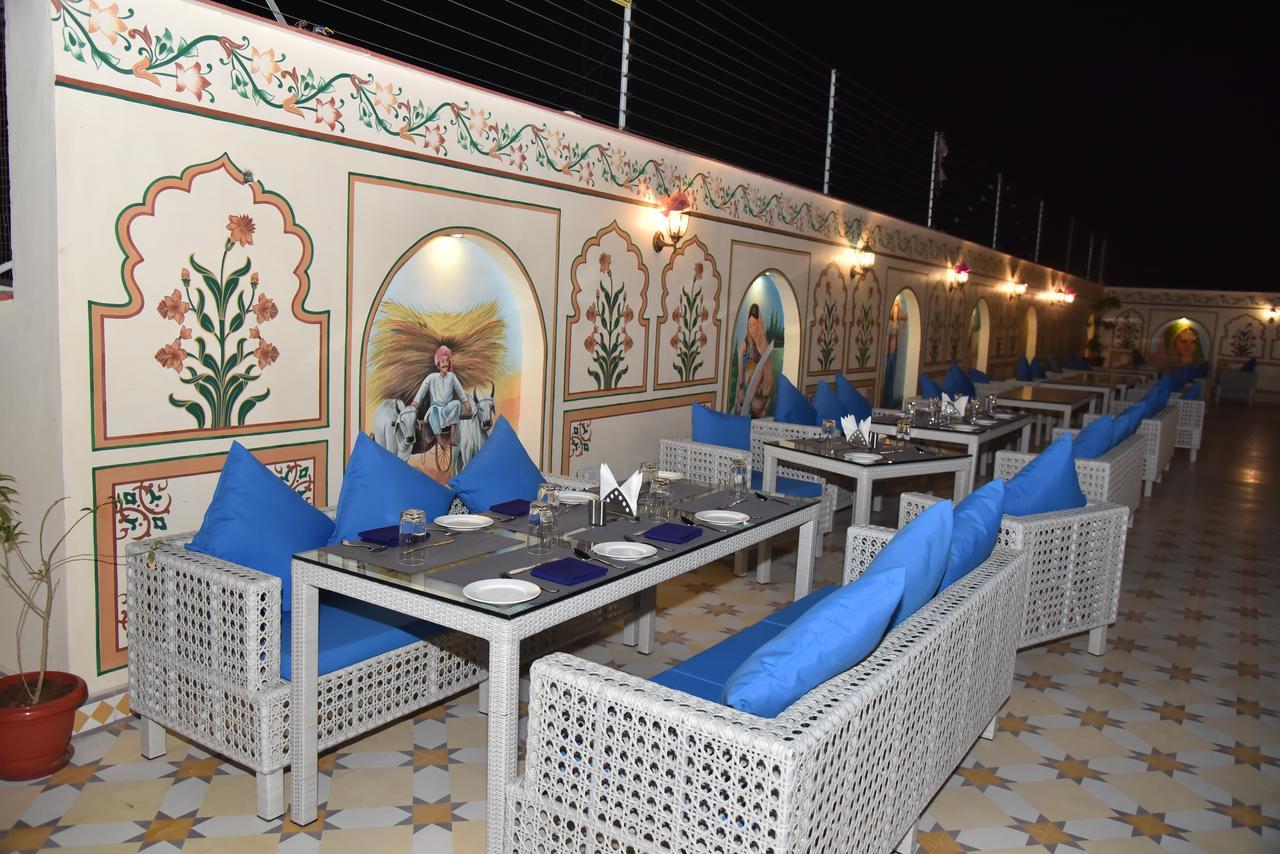 Rnb Select Vijay Palace Džajpur Exteriér fotografie
