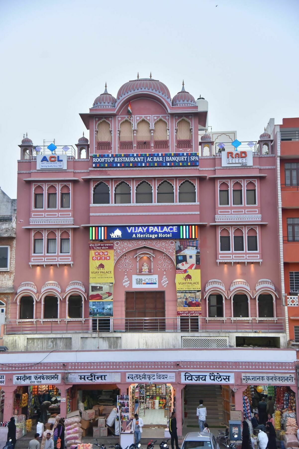 Rnb Select Vijay Palace Džajpur Exteriér fotografie